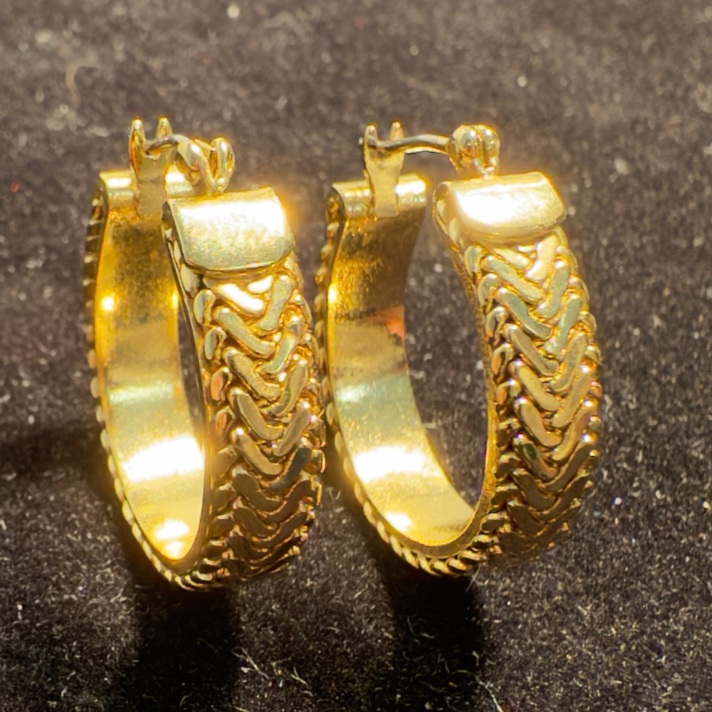 Gold tone Hoop Earrings with Herringbone outer design